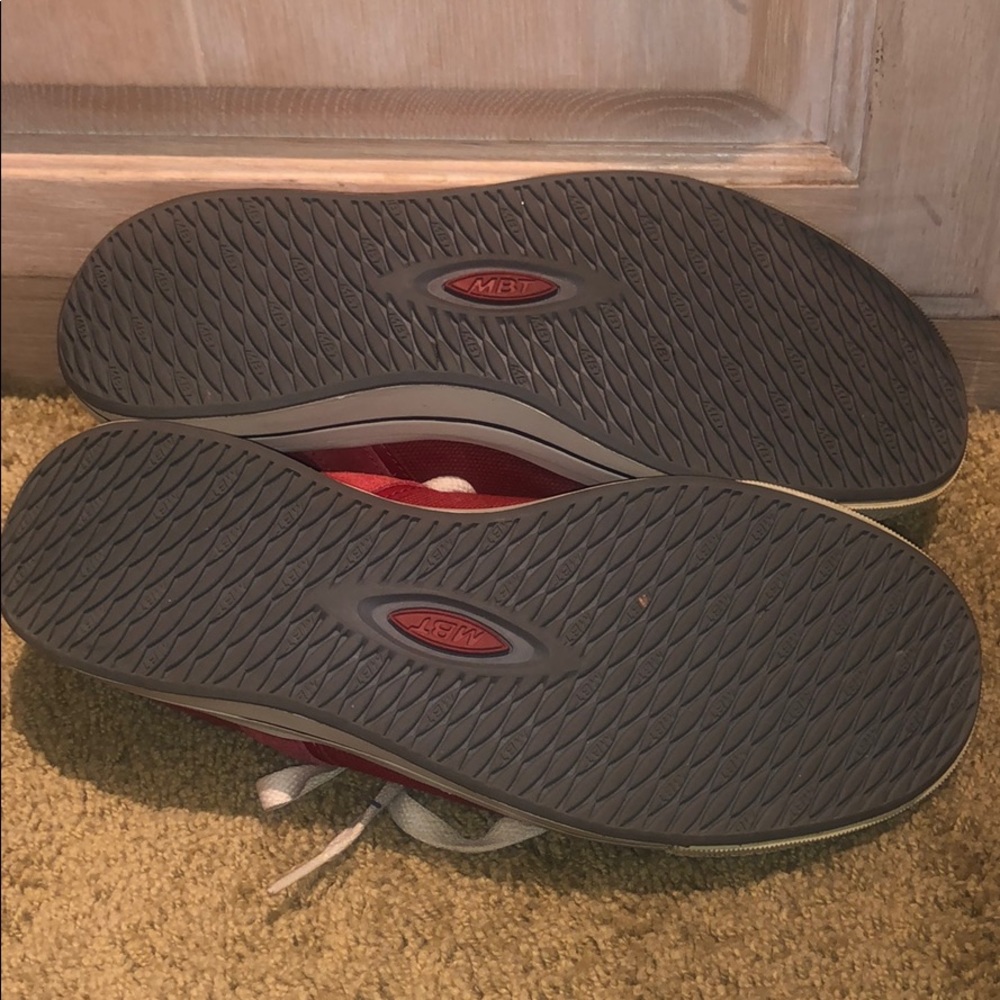 Red Rocker Bottom Walking Shoes - Picture 4 of 6